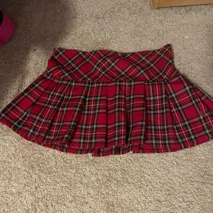 tripp nyc royal bones red plaid skirt size large